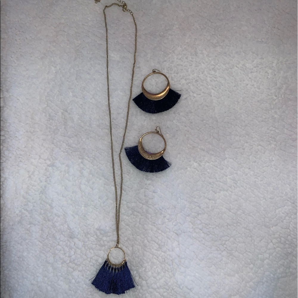Necklace & Earring set